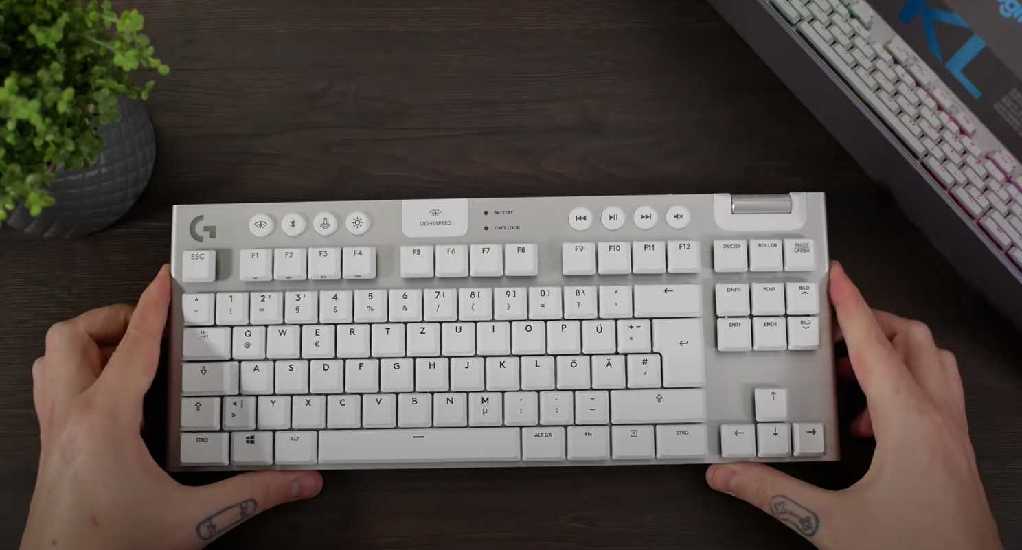 Clavier gaming Logitech G915 TKL: Premium sans pavé numérique 1 Clavier gaming Logitech G915 TKL: Premium sans pavé numérique