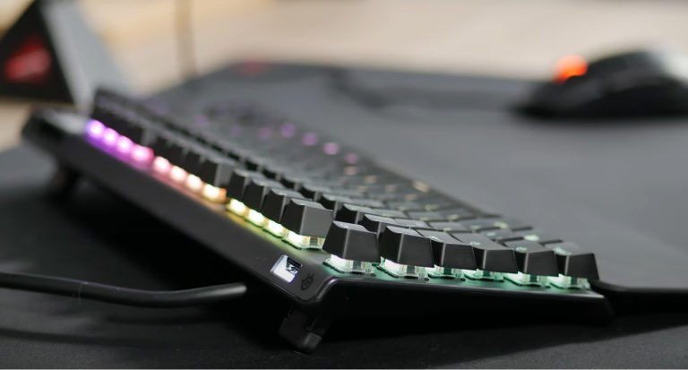 Steelseries Apex 7 TKL: Clavier gaming élégant et compact 2 Steelseries Apex 7 TKL Clavier gaming elegant et compact