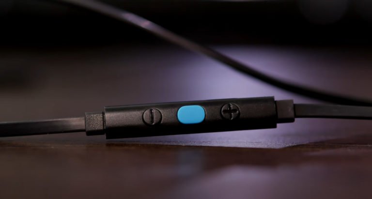 Écouteurs intra-auriculaires Logitech G333: une véritable alternative aux casques gaming? 3 1618567567 383 Ecouteurs intra auriculaires Logitech G333 une veritable alternative aux casques gaming