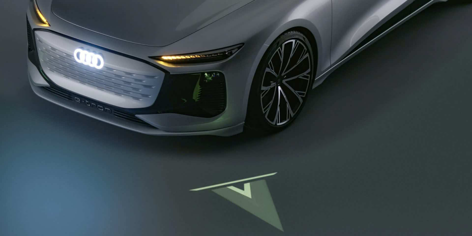 Le concept Audi A6 e-tron peut projeter des jeux vidéo avec ses phares 3 1618926488 36 Le concept Audi A6 e tron peut projeter des jeux video