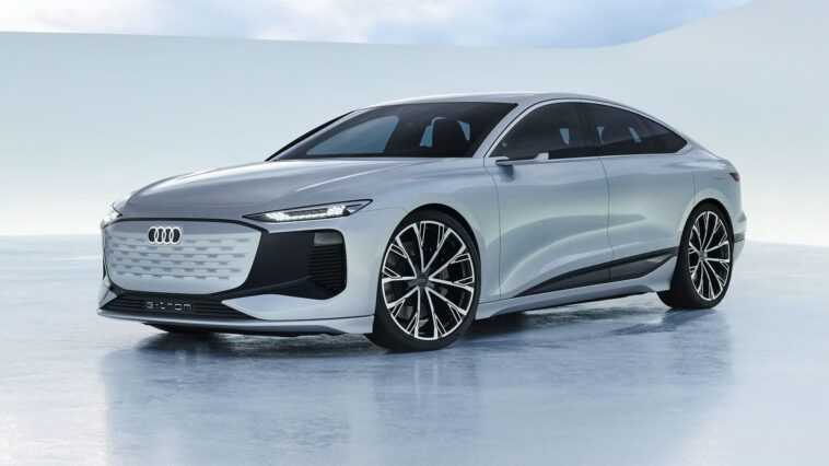 Le concept Audi A6 e-tron peut projeter des jeux vidéo avec ses phares 1 The Audi A6 e-tron concept can project video games with its headlights