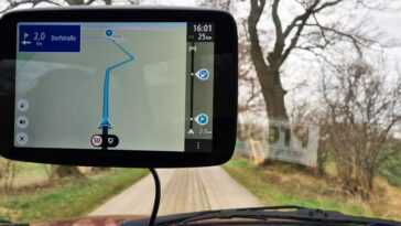 TomTom Go Discover en TEST: un système de navigation légèrement dépouillé, mais enfin moderne 15 TomTom Go Discover dans le test: un système de navigation légèrement dépouillé, mais enfin moderne