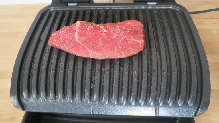 Steak de hanche sur le grill contact Tefal OptiGrill Elite Steak de hanche sur le grill contact Tefal OptiGrill Elite