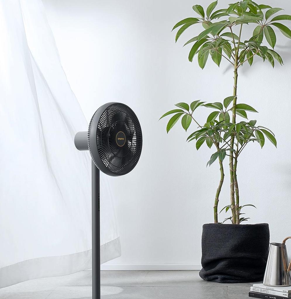 Vous contrôlez ce ventilateur Xiaomi avec votre mobile et à un prix avantageux! 2 Ventilateur de sol Xiaomi DC Inverter 3