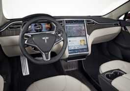 Des pirates ont réussi à pirater et à ouvrir une Tesla garée en l'approchant avec un drone