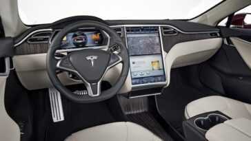 Des pirates ont réussi à pirater et à ouvrir une Tesla garée en l'approchant avec un drone 23 Des pirates ont réussi à pirater et à ouvrir une Tesla garée en l'approchant avec un drone