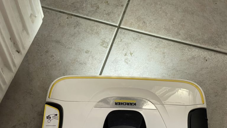 1621953552 427 Karcher FC7 Cordless dans le test Meister Proper