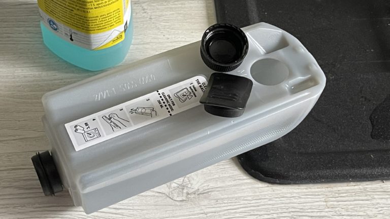 1621953552 502 Karcher FC7 Cordless dans le test Meister Proper