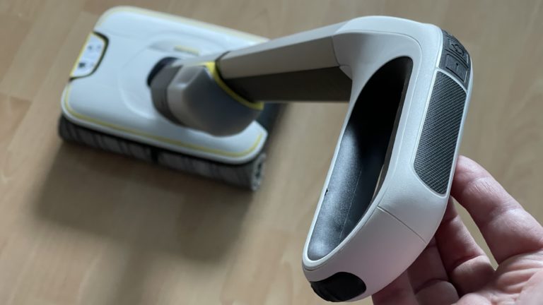 1621953553 128 Karcher FC7 Cordless dans le test Meister Proper