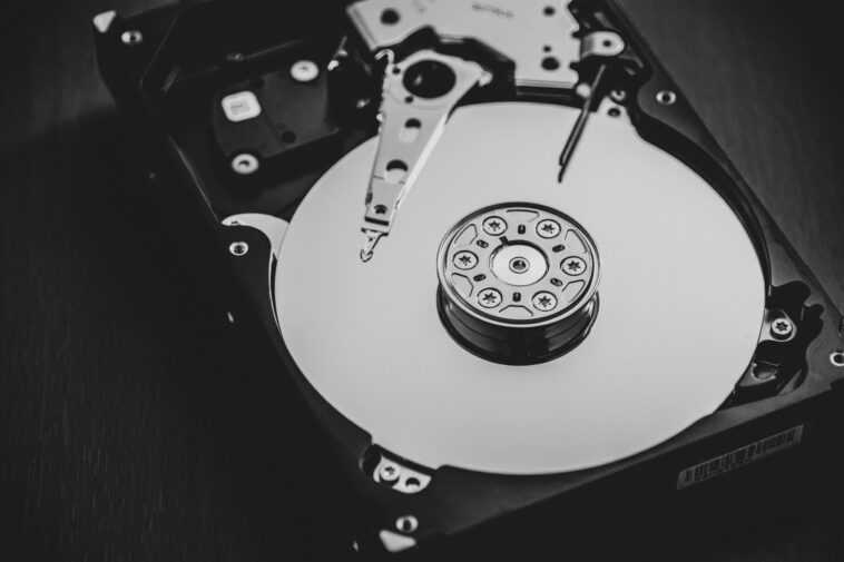 Le revêtement des plateaux HAMR HDD avec du graphène pourrait augmenter la capacité de stockage jusqu'à 10 fois 1 Coating HAMR HDD platters with graphene could increase storage capacity by up to 10 times