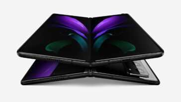 Samsung to start producing foldable OLED panels for third-party phone makers in October