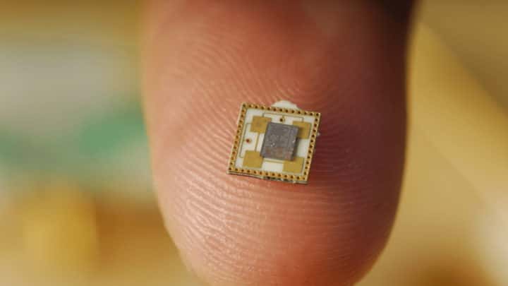 Google usa IA para diseñar chips en solo 6 horas 3 Imagen de chip de 7 nanómetros