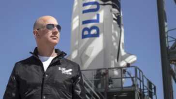 Petitions demanding Jeff Bezos not be allowed back to Earth gain almost 100,000 signatures