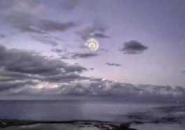 Cette mystérieuse spirale est apparue dans le ciel du Pacifique Sud - c'est ce que c'est