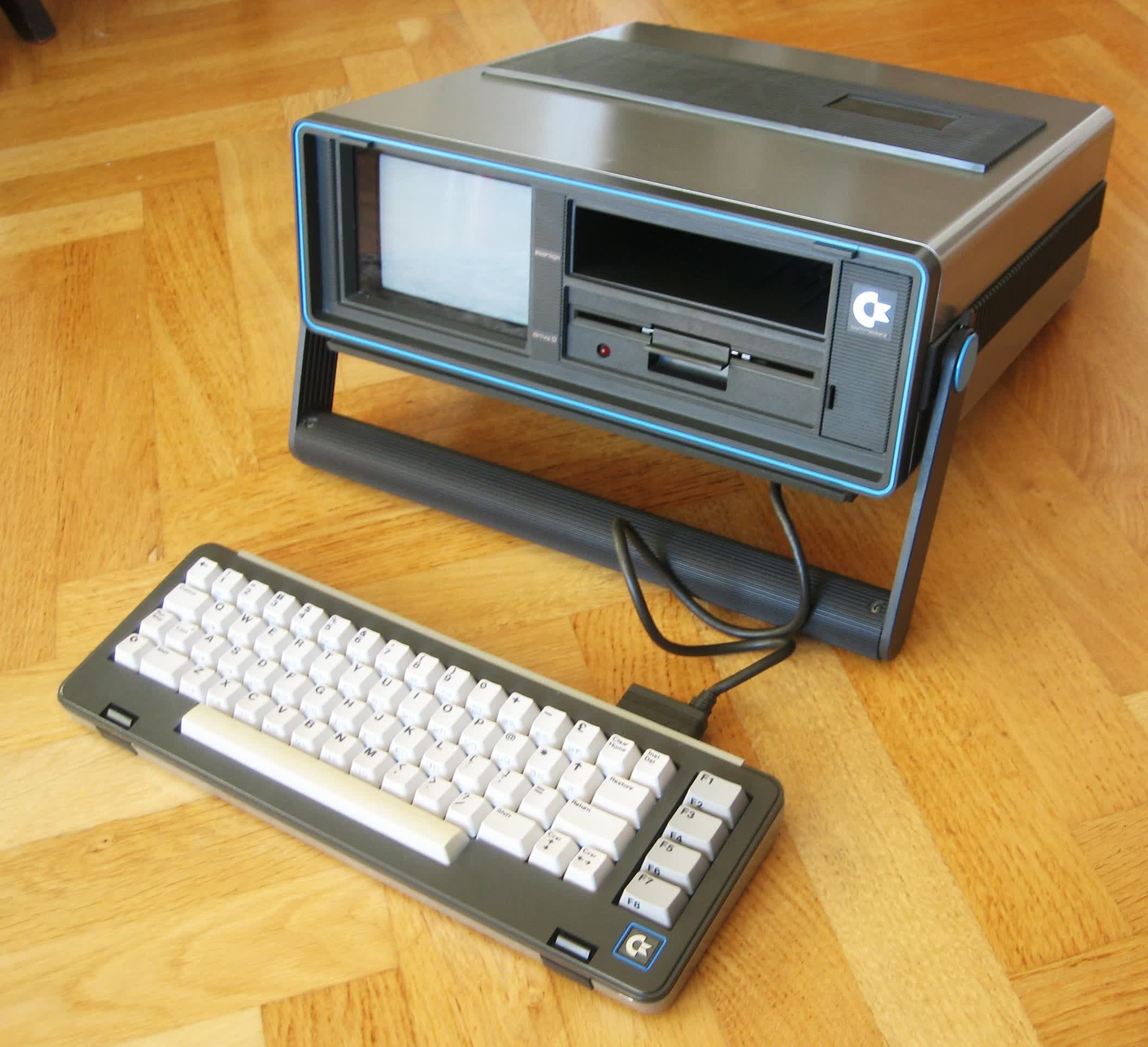 1625056697 319 Decouvrez cette version moderne du PC portable classique