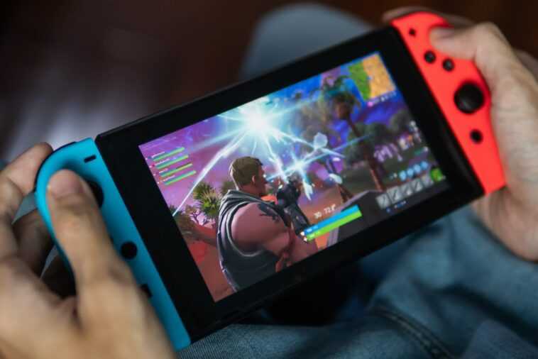 Deux fuites de détaillants montrent le PDSF de la Nintendo Switch Pro et un lancement de précommande imminent 1 Two retailer leaks show the MSRP for the Nintendo Switch Pro and an imminent pre-order launch