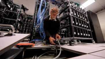 En 2010, l'US Air Force a utilisé plus de 1 000 consoles de jeux pour construire un supercalculateur : lequel ?