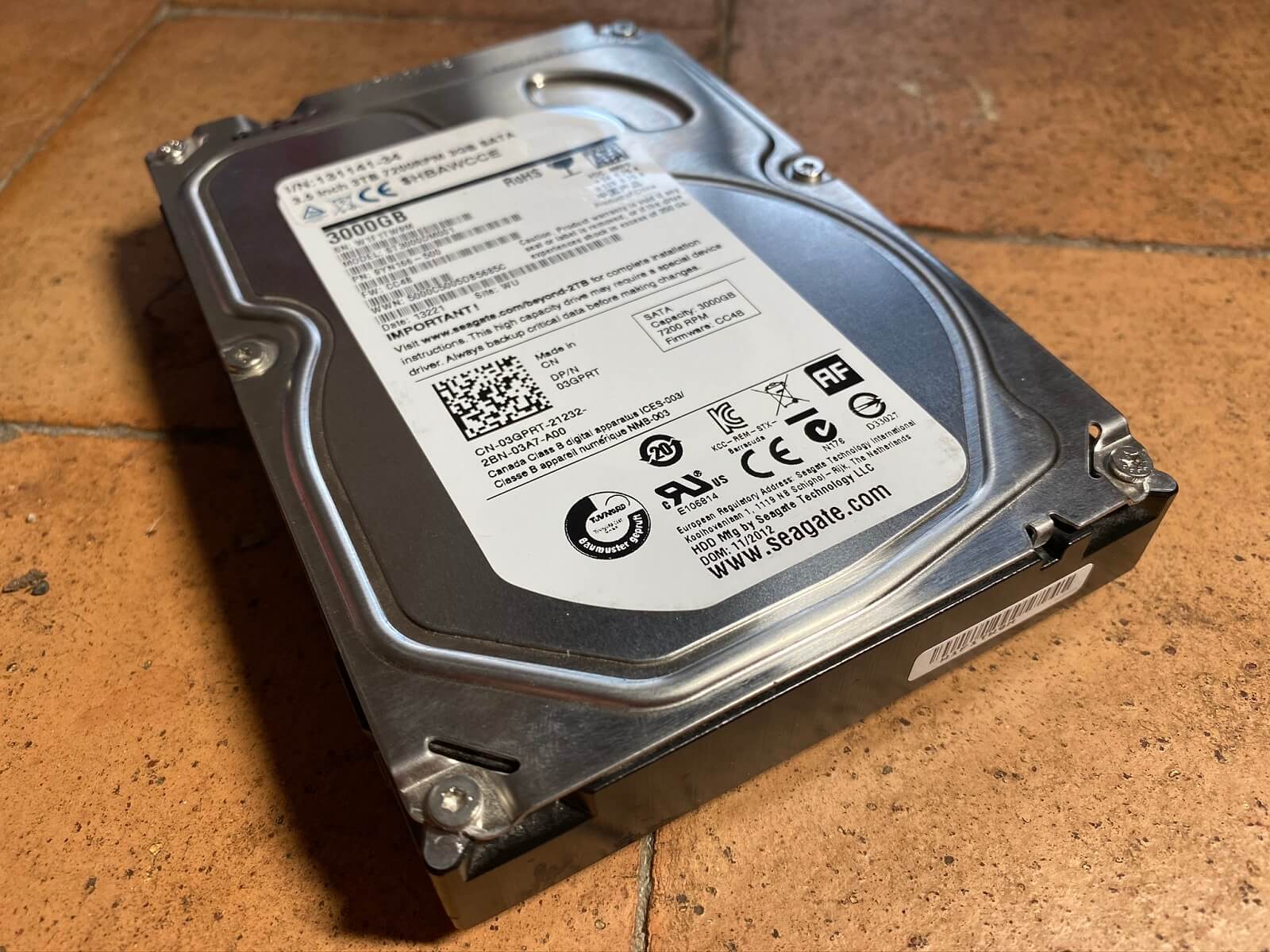 Recubrir los platos HAMR HDD con grafeno podría aumentar la capacidad de almacenamiento hasta 10 veces 2 Recubrir platos HAMR HDD con grafeno podría