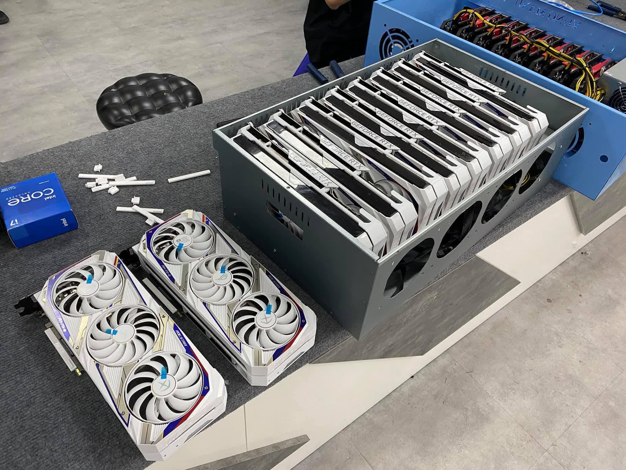 Les cartes RTX 3080 Gundam en édition limitée sont vendues dans des plates-formes minières pré-construites 4 1626272465 949 Les cartes RTX 3080 Gundam en edition limitee sont vendues