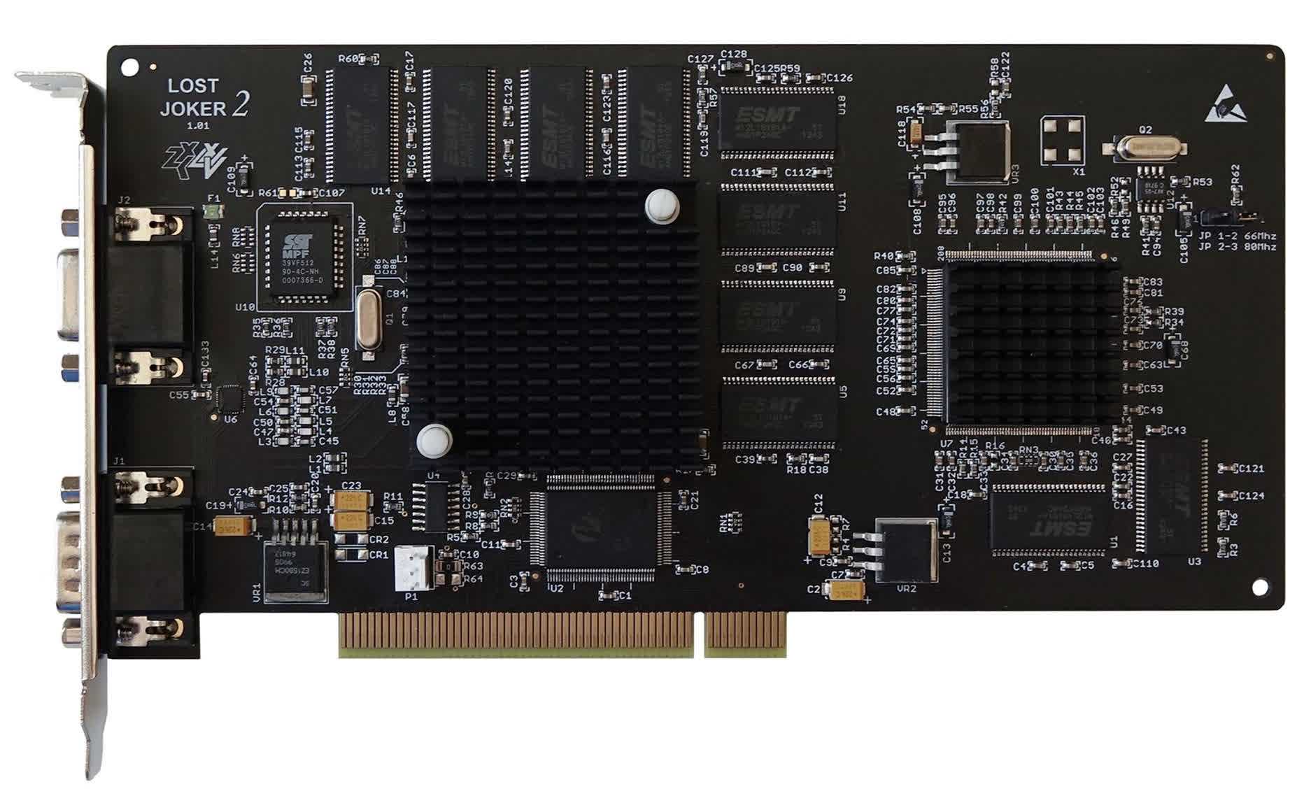 Cette Carte Graphique Rétro Comprend Un Voodoo 3 Et Un GPU PowerVR Sur Une Seule Carte