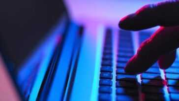 Comment Fonctionne Pegasus, Le Malware Qui Espionne Les Militants Et