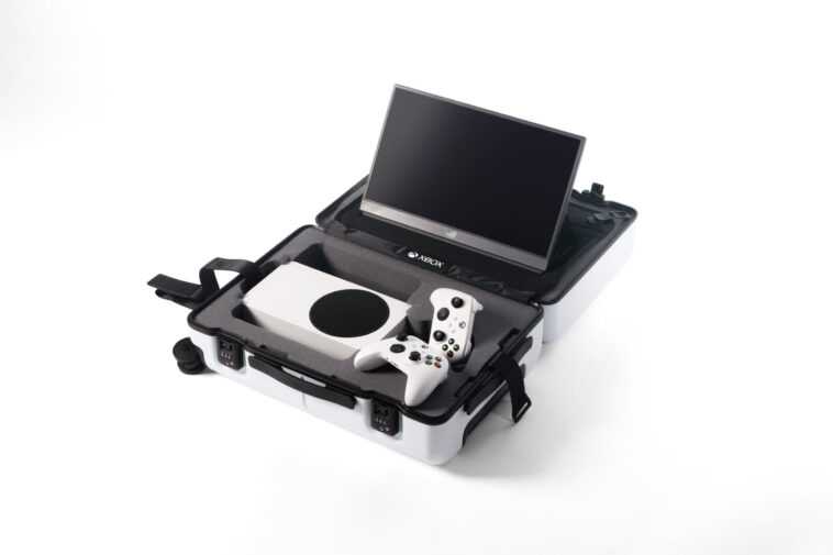 Découvrez la valise Xbox Series S, pour célébrer le lancement de Microsoft Flight Simulator 1 Découvrez La Valise Xbox Series S, Pour Célébrer Le Lancement