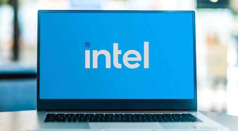 Intel arrête les processeurs pour ordinateurs portables Core, Lakefield, Celeron et Pentium de 10e génération 1 Intel Arrête Les Processeurs Pour Ordinateurs Portables Core, Lakefield, Celeron