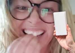"je Blanchisse Mes Dents Avec Un Détachant De Surface" :