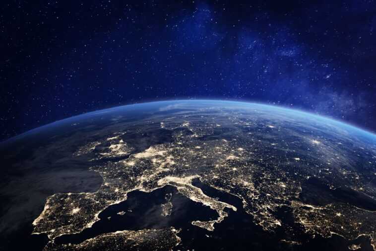 La plupart des Américains croient que la vie intelligente existe au-delà de la Terre, mais ne constitue pas une menace pour la sécurité nationale 1 La Plupart Des Américains Croient Que La Vie Intelligente Existe