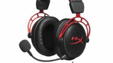 Le Casque De Jeu Hyperx Cloud Alpha Est Tombé à