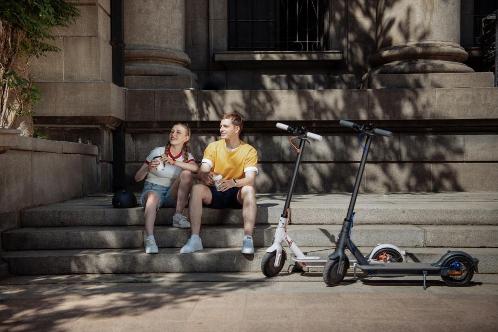 Xiaomi présente un nouveau scooter électrique, des écouteurs, un moniteur de jeu et plus encore ... 2 Mon scooter électrique 3