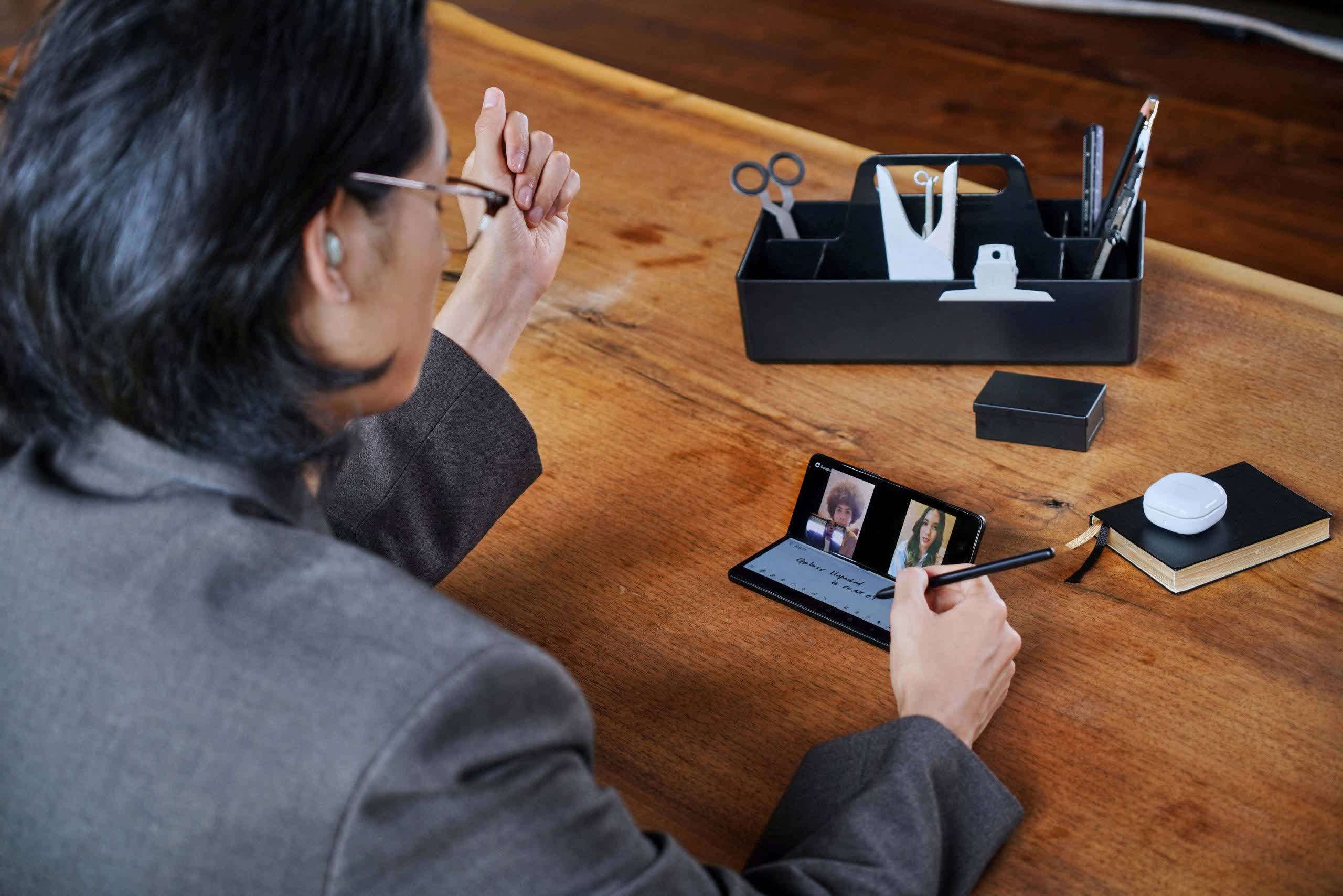 La troisième fois, c'est le charme : le Galaxy Z Fold3 et le Galaxy Z Flip3 sont plus rapides, plus forts, moins chers 3 1628695503 332 La troisieme fois cest le charme le Galaxy Z