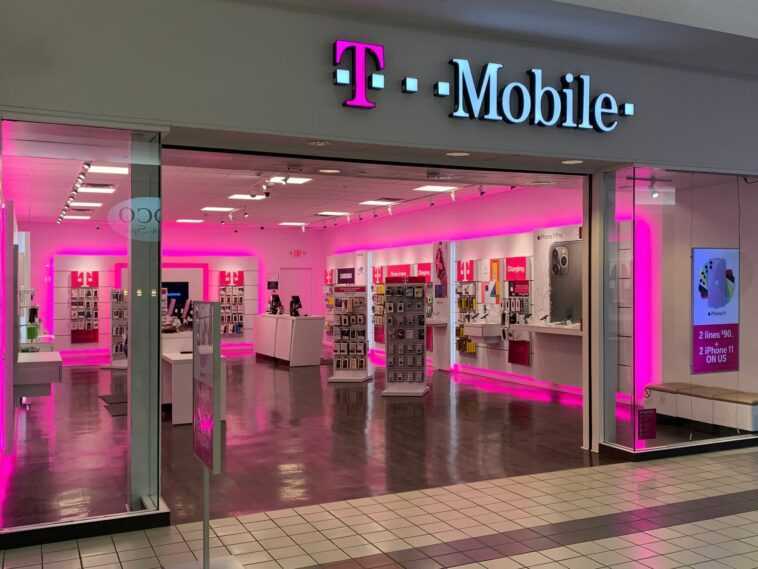 Un pirate informatique prétend vendre des données sur plus de 100 millions de clients T-Mobile ; la société dit qu'elle enquête 1 Un Pirate Informatique Prétend Vendre Des Données Sur Plus De