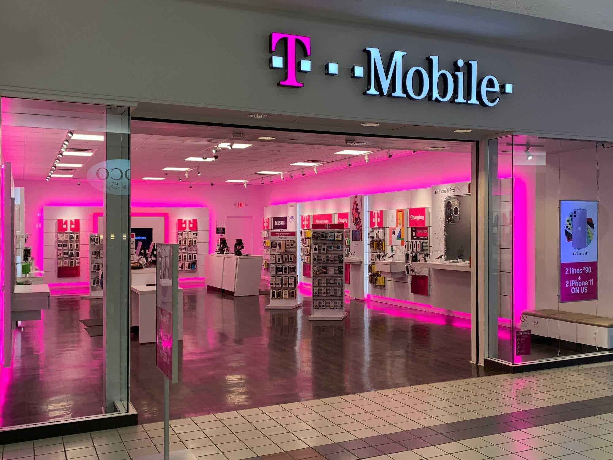 Un pirate informatique prétend vendre des données sur plus de 100 millions de clients T-Mobile ; la société dit qu'elle enquête 21 Un Pirate Informatique Prétend Vendre Des Données Sur Plus De