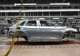 Toyota Va Réduire De 40 % Sa Production Au Japon