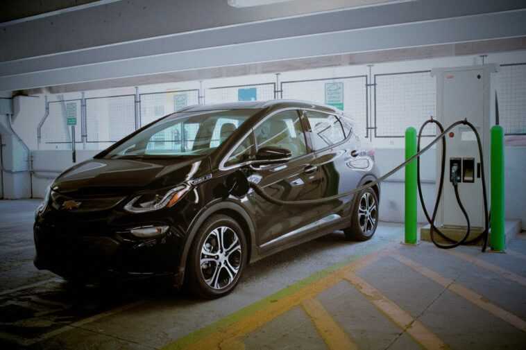Chevrolet étend le rappel de Bolt et demande aux propriétaires de ne pas charger la nuit à l'intérieur 1 Chevrolet étend Le Rappel De Bolt Et Demande Aux Propriétaires