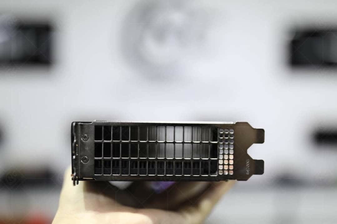 Carte minière AMD possible avec GPU Navi 21 repérée 3 1629981096 812 Carte miniere AMD possible avec GPU Navi 21 reperee