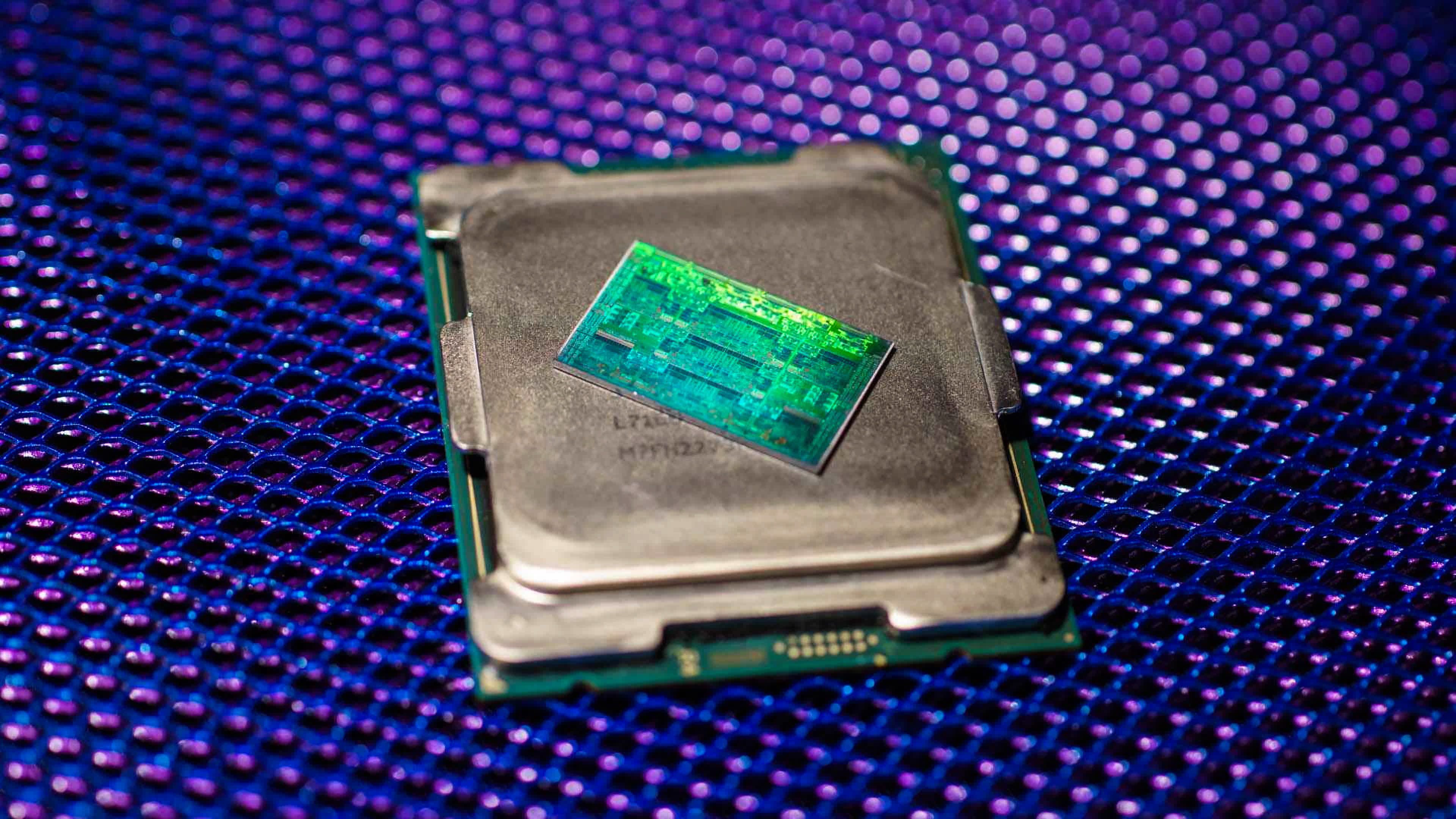 Le PDG d'Intel, Pat Gelsinger, déclare "Intel est de retour" en entretien 2 1629990109 Les premiers benchmarks montrent comment le Core i9 12900K dIntel vient