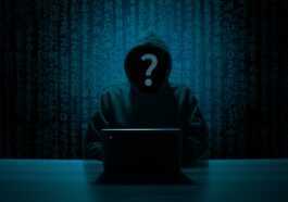 Hacker Retourne 600 Millions De Dollars à Poly Network Et