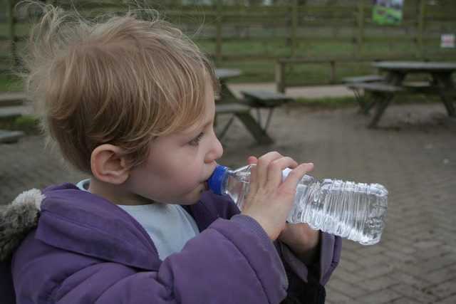 L'impact environnemental de l'eau en bouteille est 3 500 fois supérieur à celui de l'eau du robinet 1 L'impact Environnemental De L'eau En Bouteille Est 3 500 Fois