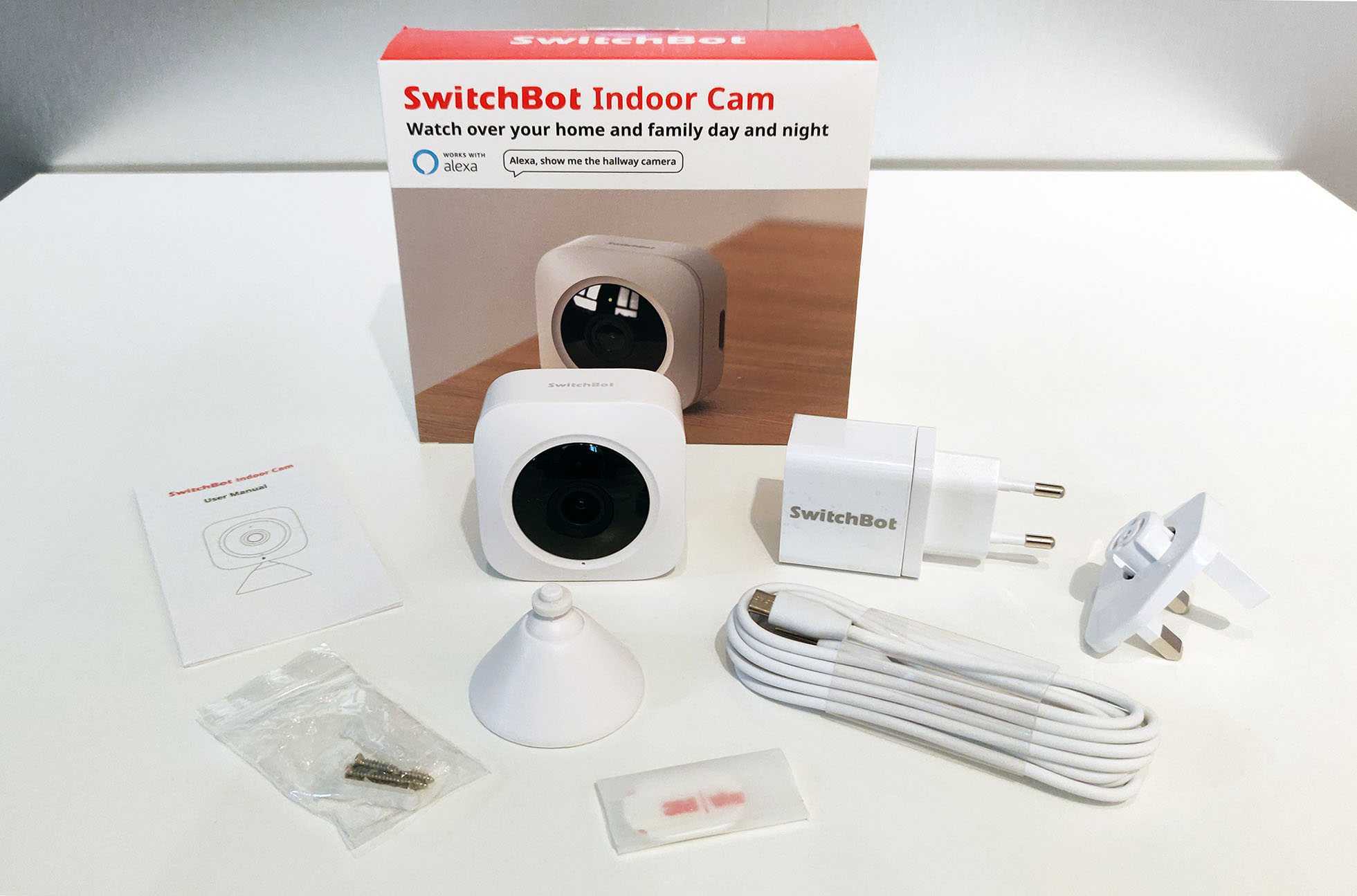 SwitchBot Indoor Cam en TEST: La caméra de surveillance d'intérieur parfaite à 19€ ! 3 Switchbot Indoor Cam Packaging Bundle