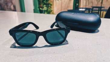 Nous avons essayé les lunettes Facebook et RayBan qui enregistrent des vidéos et jouent de la musique 21 Nous Avons Essayé Les Lunettes Facebook Et Rayban Qui Enregistrent