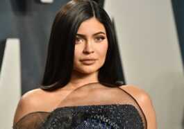 Kylie Jenner Est Devenue La Femme La Plus Suivie Sur