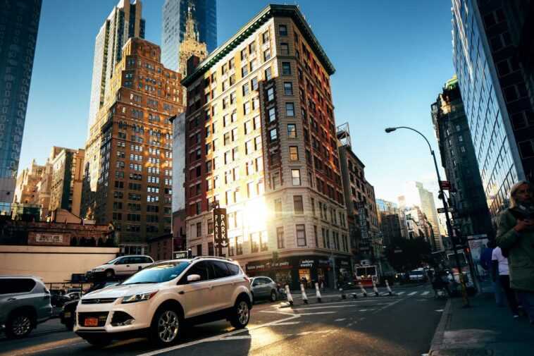 New York va interdire la vente de toutes les voitures à essence d'ici 2035 1 New York Va Interdire La Vente De Toutes Les Voitures