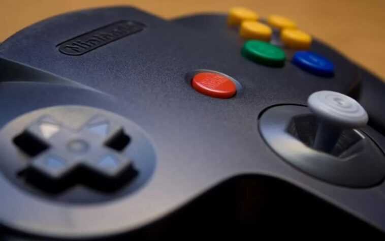 Le dépôt de Nintendo suggère que la réplique du contrôleur N64 pour le Switch est en route 1 Le Dépôt De Nintendo Suggère Que La Réplique Du Contrôleur