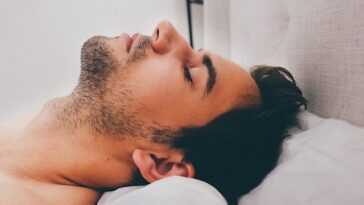 C'est pourquoi vous n'êtes pas obligé de dormir nu au lit - les conséquences sont dégoûtantes 11 C'est Pourquoi Vous N'êtes Pas Obligé De Dormir Nu Au