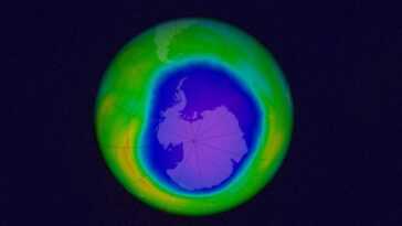 Le trou dans la couche d'ozone a atteint des dimensions monstrueuses : il est plus grand que l'Antarctique et continue de croître 17 Le Trou Dans La Couche D'ozone A Atteint Des Dimensions