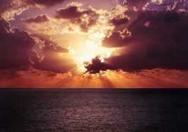 Ralentir Le Changement Climatique En Créant Des Nuages ​​lumineux :