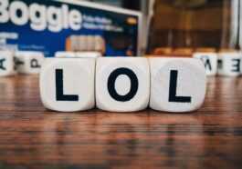 Stfu Ou Smh ? Découvrez Les Abréviations Et Acronymes Textuels