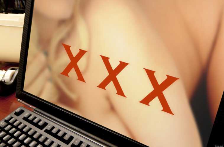 Un homme a utilisé l'intelligence artificielle pour supprimer la censure des vidéos porno japonaises 1 Un Homme A Utilisé L'intelligence Artificielle Pour Supprimer La Censure